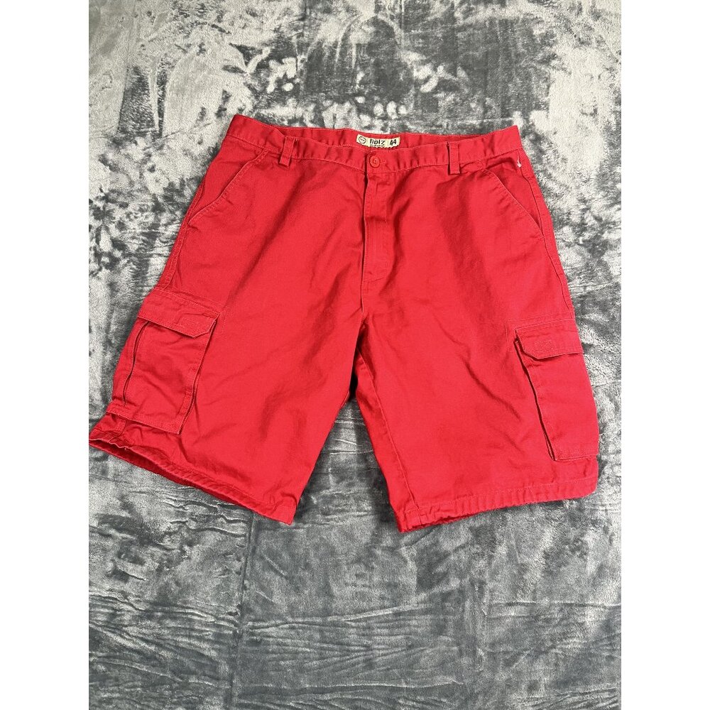 Noiz Mens Red Cargo Shorts Size 44 100% Cotton